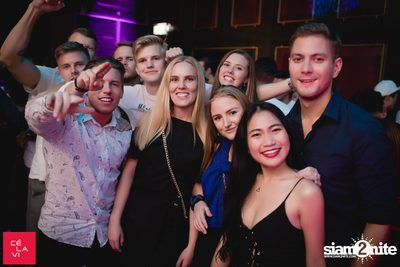 Supersonic Saturdays กับ DJ Groove ที่ เซ ลา วี — photo 98