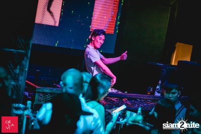 Supersonic Saturdays กับ DJ Groove ที่ เซ ลา วี — photo 102
