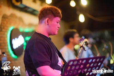Friday Live at 20Something Bar — photo 124