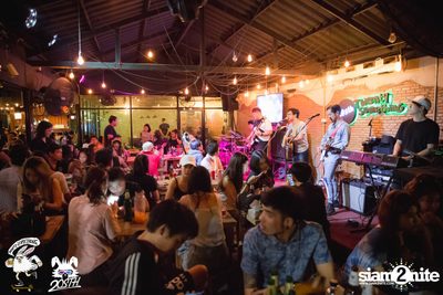 Friday Live at 20Something Bar — photo 134