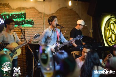 Friday Live at 20Something Bar — photo 25