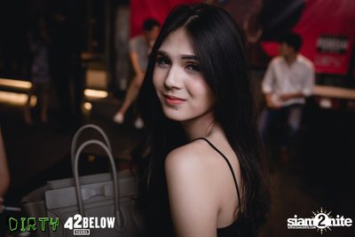 Dirty bar presents BLING — photo 1