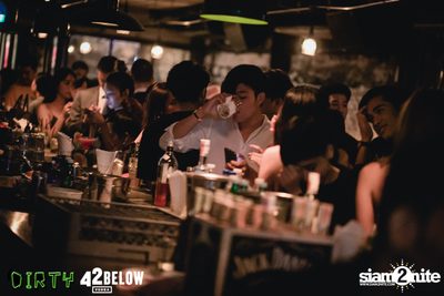 Dirty bar presents BLING — photo 16