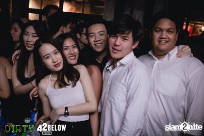 Dirty bar presents BLING — photo 103