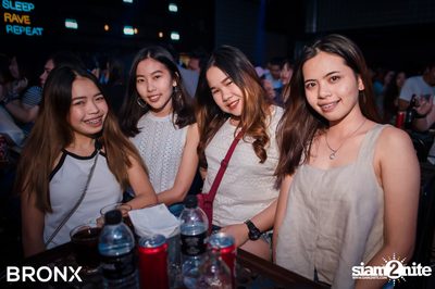Zeal ที่ บรองซ์ — photo 73