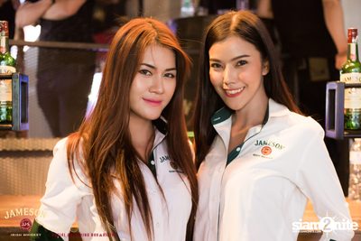 Nuvo Concert ที่ รียูเนี่ยน ทองหล่อ — photo 5