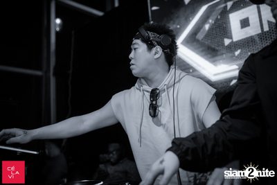 Crush Wednesdays: Meet & Greet กับ Maxim ที่ เซ ลา วี — photo 103