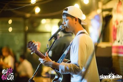 Single Party at 20Something Bar — photo 7