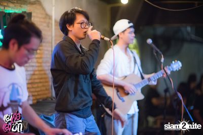 Single Party at 20Something Bar — photo 15