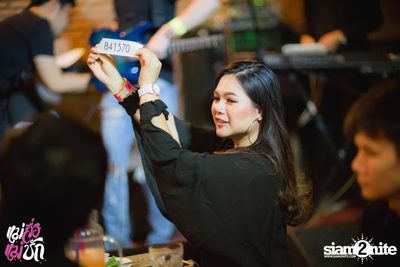 Single Party at 20Something Bar — photo 19