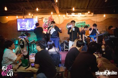 Single Party at 20Something Bar — photo 20