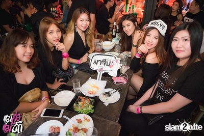 Single Party at 20Something Bar — photo 59