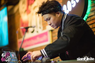 Single Party at 20Something Bar — photo 82