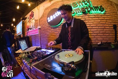 Single Party at 20Something Bar — photo 109
