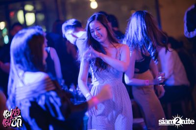 Single Party at 20Something Bar — photo 125