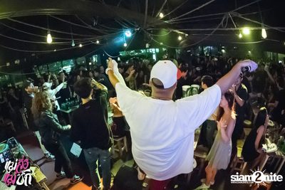 Single Party at 20Something Bar — photo 133