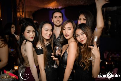 It's Raining Men at Luna Lounge — photo 5
