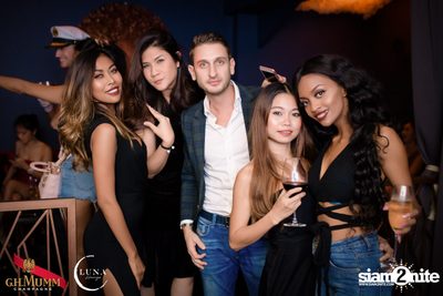 It's Raining Men at Luna Lounge — photo 12