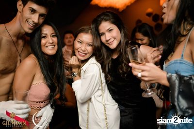 It's Raining Men at Luna Lounge — photo 19