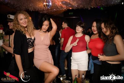 It's Raining Men at Luna Lounge — photo 49