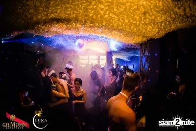 It's Raining Men at Luna Lounge — photo 61