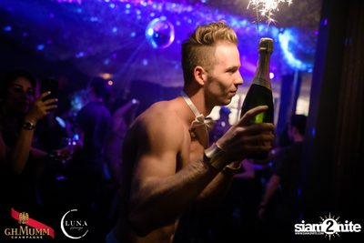 It's Raining Men at Luna Lounge — photo 106