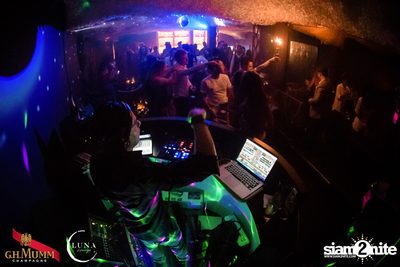 It's Raining Men at Luna Lounge — photo 120