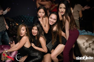 It's Raining Men at Luna Lounge — photo 140