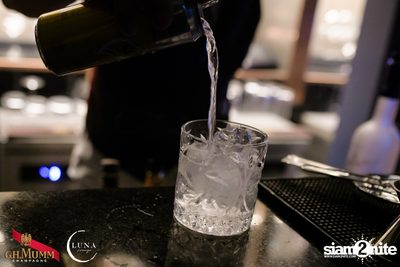 It's Raining Men at Luna Lounge — photo 147