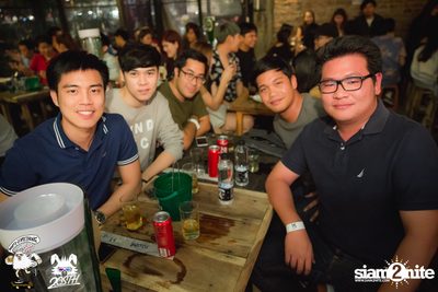 Max Jenmana at 20Something Bar — photo 13