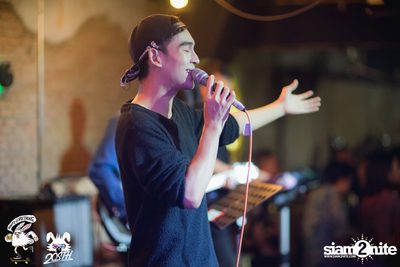 Max Jenmana at 20Something Bar — photo 25