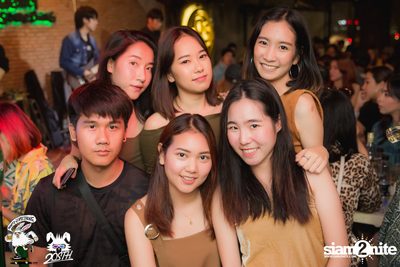 Max Jenmana at 20Something Bar — photo 27