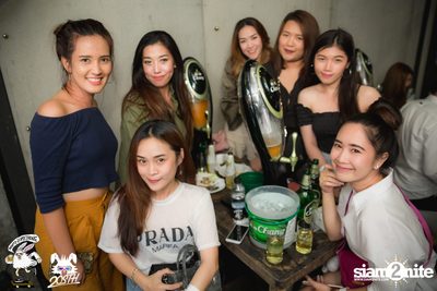Max Jenmana at 20Something Bar — photo 49
