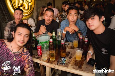 Max Jenmana at 20Something Bar — photo 52