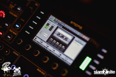 Max Jenmana at 20Something Bar — photo 57