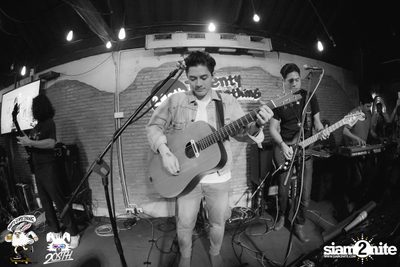 Max Jenmana at 20Something Bar — photo 64