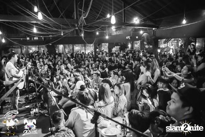 Max Jenmana at 20Something Bar — photo 94
