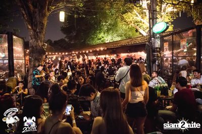 Max Jenmana at 20Something Bar — photo 107
