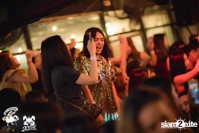 Max Jenmana at 20Something Bar — photo 118