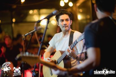 Max Jenmana at 20Something Bar — photo 126