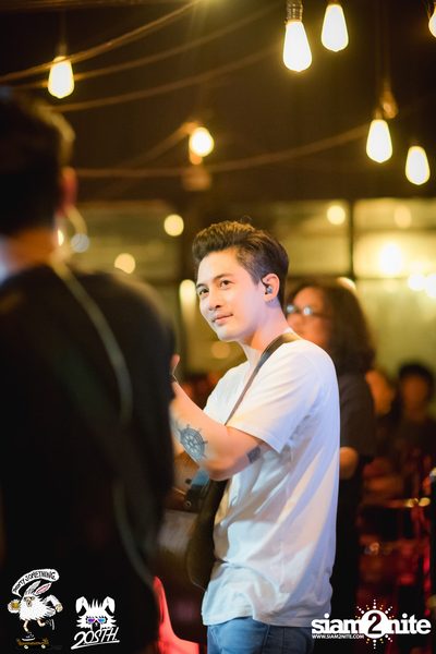Max Jenmana at 20Something Bar — photo 127