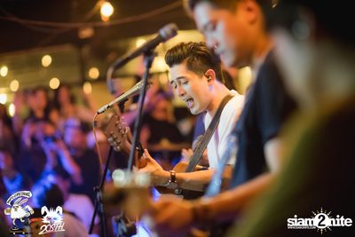 Max Jenmana at 20Something Bar — photo 135