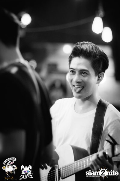 Max Jenmana at 20Something Bar — photo 137