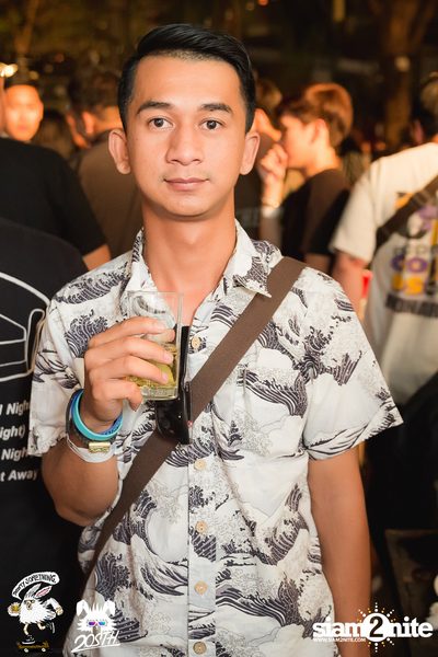 Max Jenmana at 20Something Bar — photo 148