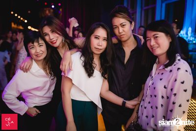 Flash Friday ที่ เซ ลา วี — photo 46