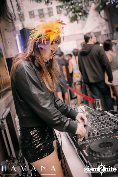 Carnival Street Party ที่ ฮาวาน่า โซเชียล — photo 8