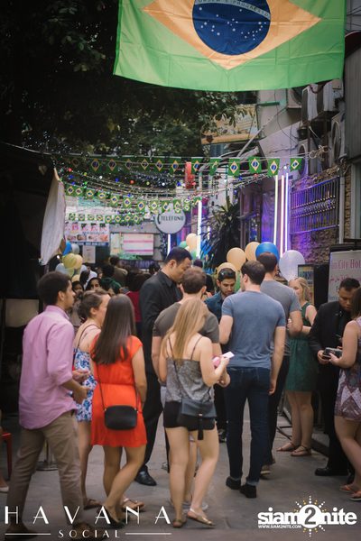 Carnival Street Party ที่ ฮาวาน่า โซเชียล — photo 9