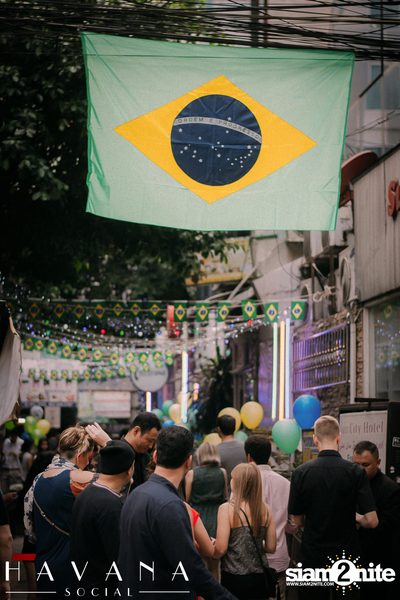 Carnival Street Party ที่ ฮาวาน่า โซเชียล — photo 10