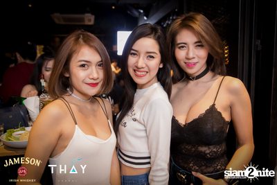 Before Valentines กับ UrboyTJ x Bowkylion ที่ เท เอกมัย — photo 24