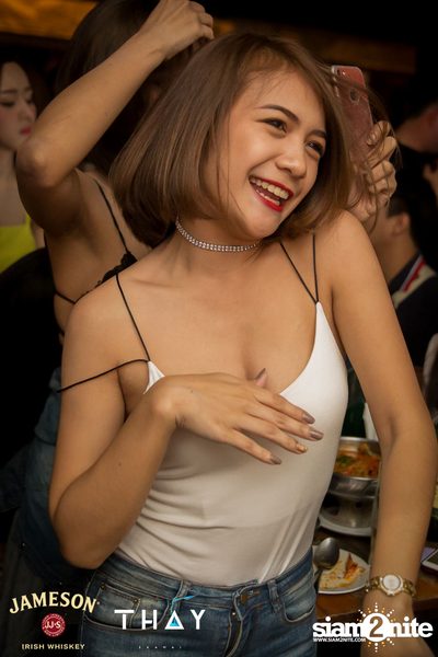 Before Valentines กับ UrboyTJ x Bowkylion ที่ เท เอกมัย — photo 60